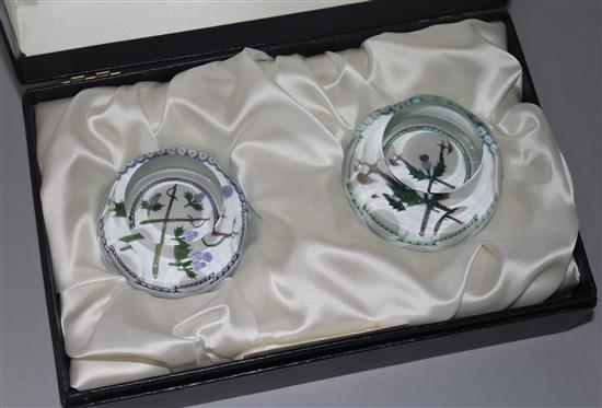 Boxed set of two Caithness paperweights